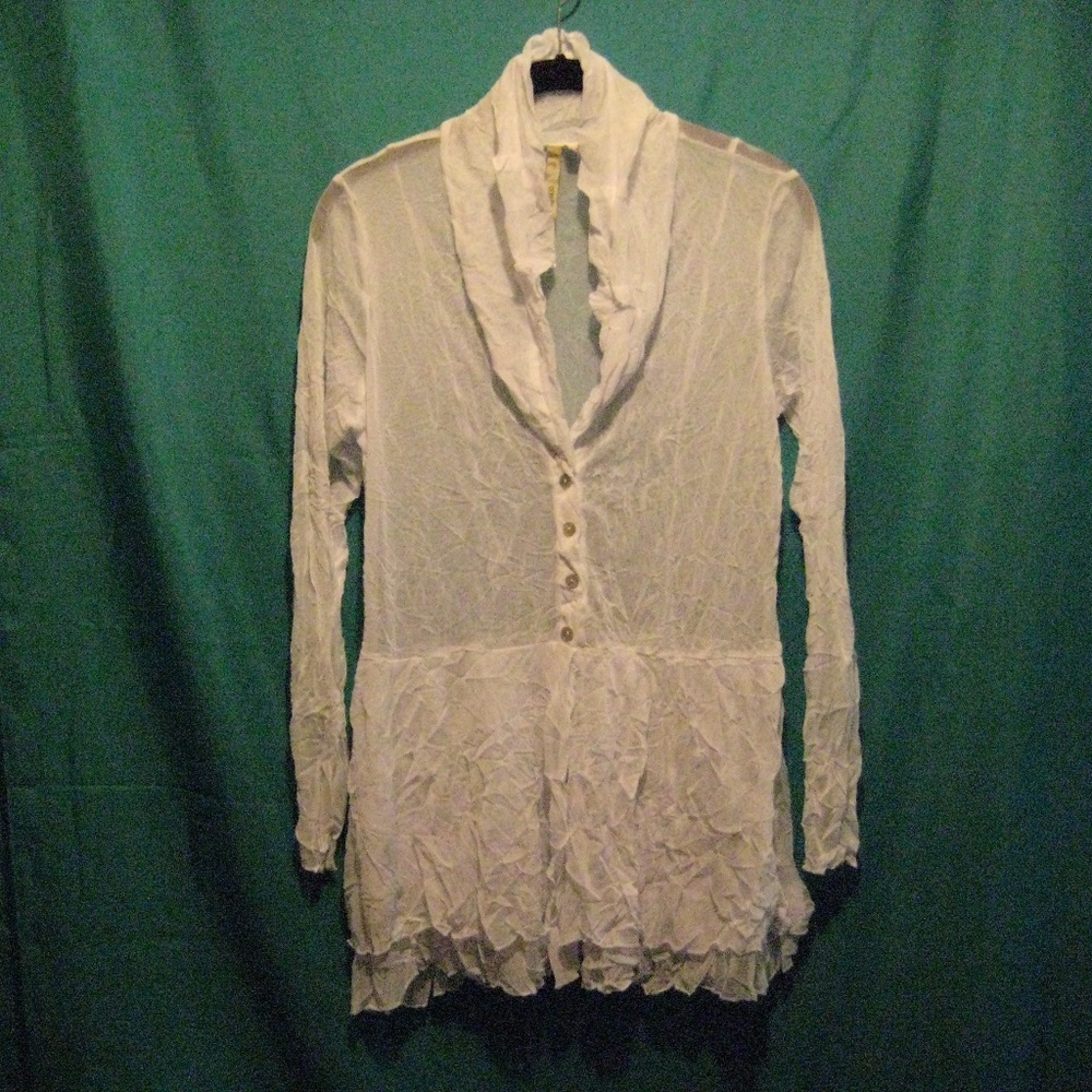 Comfy USA sheer white summer blouse